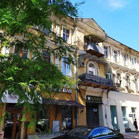 Gala Apartment